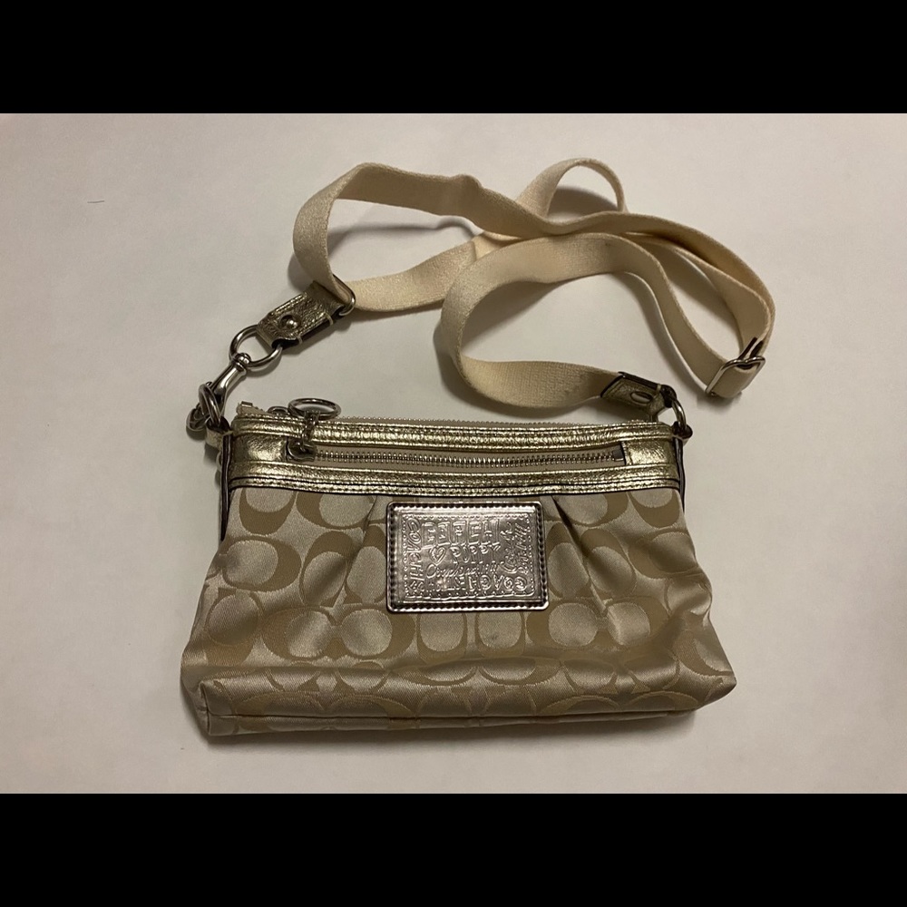 Coach poppy crossbody